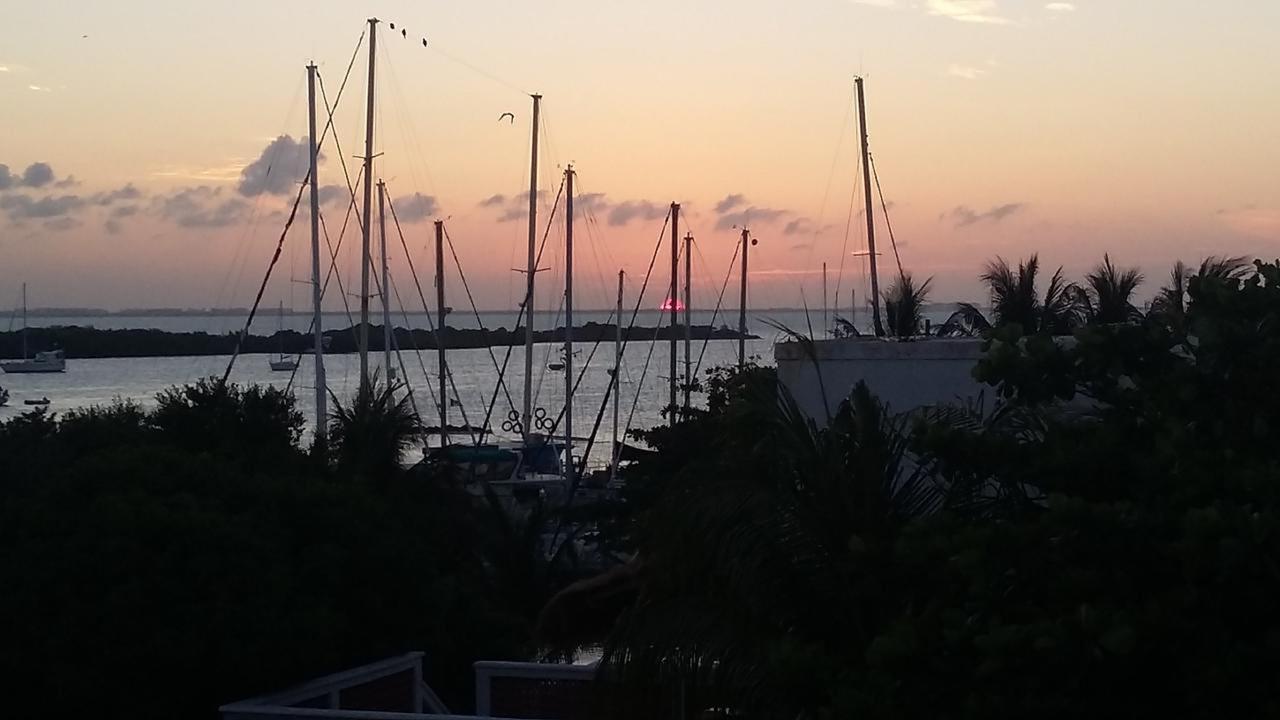 Marina Paraiso Isla Mujeres Hotel Dış mekan fotoğraf